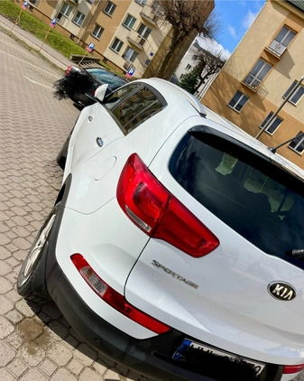 Kia Sportage cena 50900 przebieg: 202000, rok produkcji 2015 z Mława małe 106